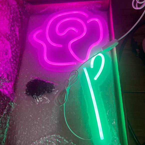 3/$20 Dolls Kill Neon Rose Light - Picture 4 of 5